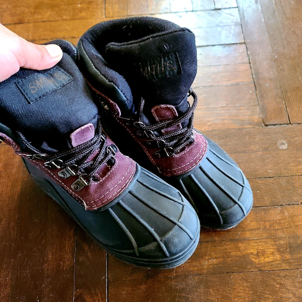 Boots - Picture 2 of 6